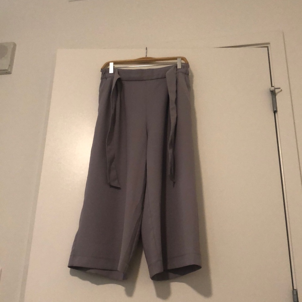 Lululemon wide leg crop pants